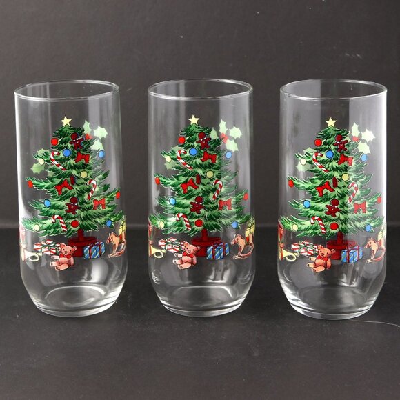 Vintage Luminarc Christmas Tree Glass Cups Round Bottom Slender Holidays Holly - Picture 2 of 8